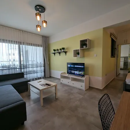 Caesar & Spa - Commodus Studio Apartment Perivolia tou Trikomou